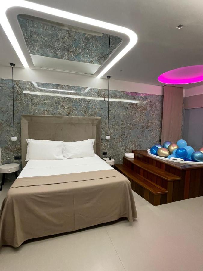 Hotel 2000 Giugliano In Campania Ngoại thất bức ảnh