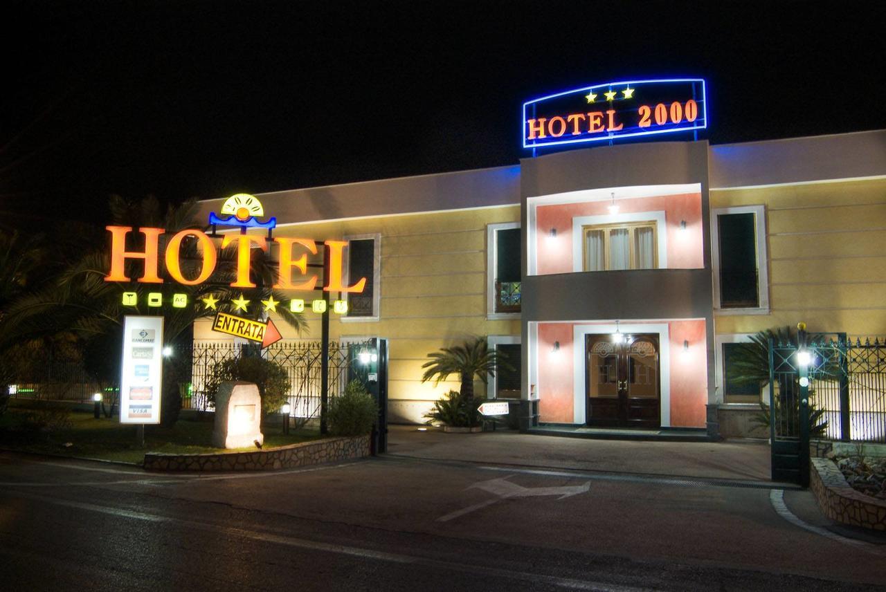 Hotel 2000 Giugliano In Campania Ngoại thất bức ảnh